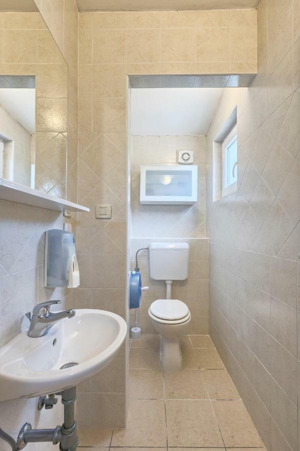 Wellness Apartman Kaiser Pula Exterior photo